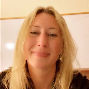 Meet your Posher, Rebecca